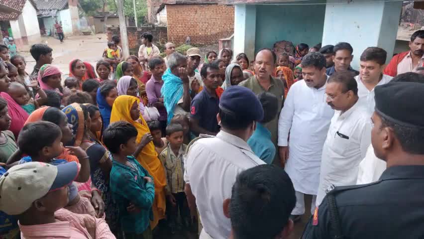 #तारापुर विधानसभा क्षेत्र के  दर्जनों गांवों के मतदाताओं से NDA प्रत्याशी के पक्ष में वोट देने की अपील।
