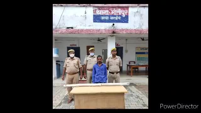 #मोतीपुर पुलिस द्वारा 24 घण्टे के अन्दर गैर इरादतन हत्या के मामले में वांछित अभियुक्त को मय आलाकतल के साथकिया गया ग