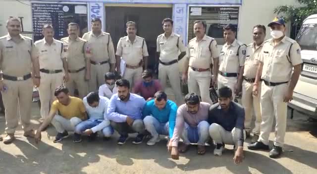 #धरनावदा पुलिस की संयुक्त टीम ने धर दबोचे नकली खाद बेचने वाले आरोपियों को