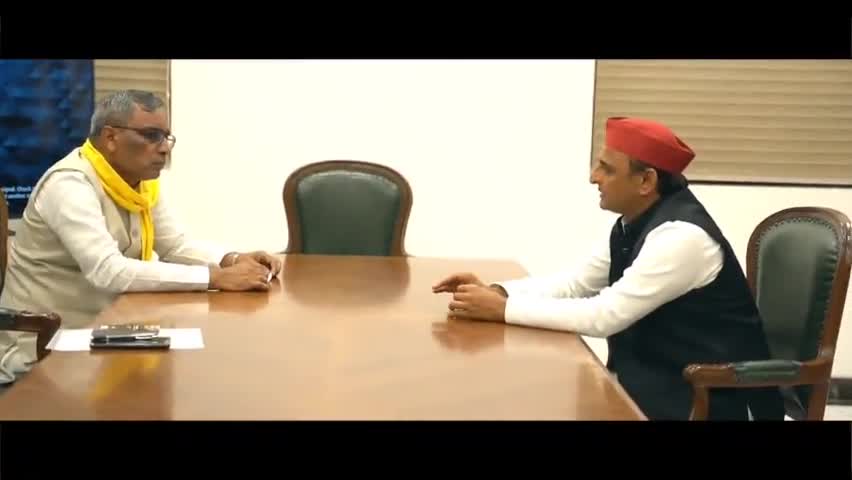 ओमप्रकाश राजभर और अखिलेश यादव की हुई मुलाक़ात। गठबंधन के शुभ संकेत सुभासप और सपा का #akhilesh_yadav_akhilesh_yadav