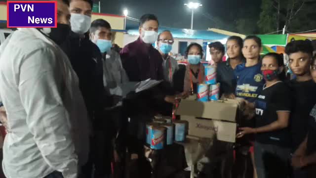 सिमडेगा: सिमडेगा में आयोजित जूनियर महिला हॉकी खिलाड़ियों के बीच बांटी गई प्रोटीन पाउडर#सिमडेगा#जूनियर #राष्ट्रीय #महिला