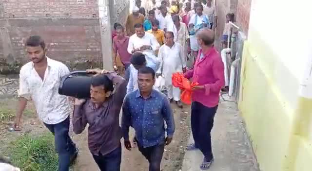 मोहनिया: मोहनिया भाग 1के जिला परिषद प्रत्याशी #प्रमोद सिंह के मक्का छाप 5 नवंबर को प्रचार करते हुए जनता में उत्साह देखने को मिला#