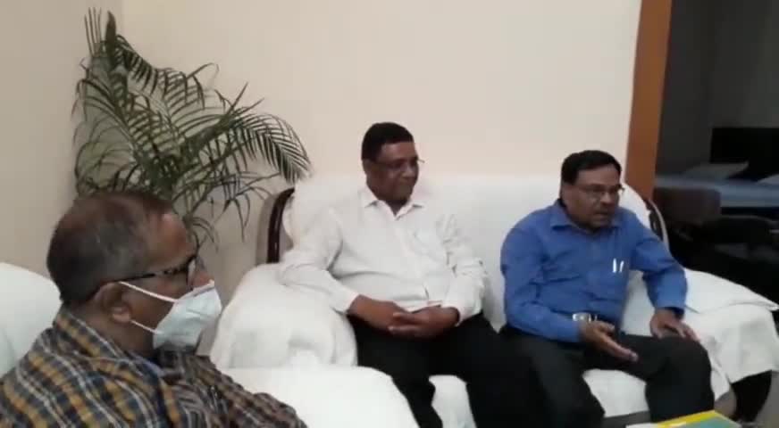 गढ़वा: झारखंड राज्य खाद आयोग के दो सदस्यीय टीम पहुंची गढ़वा, सर्किट हाउस में की प्रेसवार्ता #खाद #आयोग