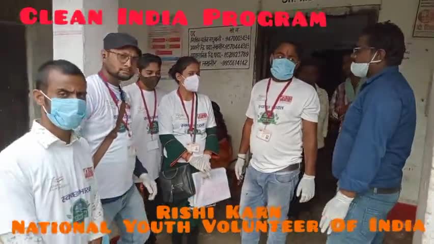महिला एवं पुरूषों से  प्राथमिक स्वास्थ्य केंद्र, लखनौर परिसर में स्वच्छता पर संवाद। #rishikarn #cleanindia #nyks #nyksmadhubani #nyksindia #swachbharatabhiyan #Lakhnaur #dmmadhubani #sdojhanjharpur #goverment #govofindia #pmoindia