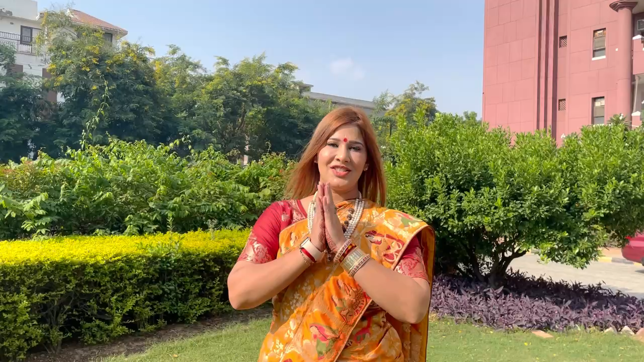 #करवाचौथ #KarwaChauth
अखंड सौभाग्य के महापर्व 'करवा चौथ ' की सभी माताओं-बहनों बहनों को हार्दिक मंगलकामनाएं। मॉं करवा आपकी सभी मनोकामनाएँ पूर्ण करें।