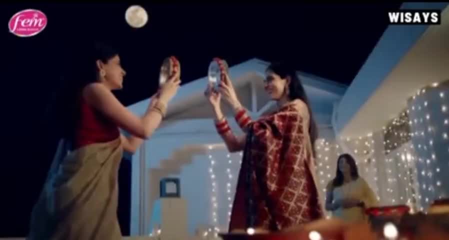 “डाबर” कंपनी ने उड़ाया करवाचौथ का मजाक,
लोगों ने प्रोडक्ट बॉयकॉट करने की दी चेतावनी।
#करवाचौथ
#डाबर