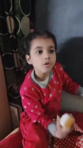 doggy ke sath video bhi mjedar bna h #kids #children #children_academy #housewivesi