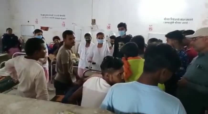 गढ़वा: सदर थाना क्षेत्र के बिनुवाडीह गांव में युवक ने कीटनाशक दवा खाकर किया आत्महत्या का प्रयास, सदर अस्पताल में भर्ती #दवा