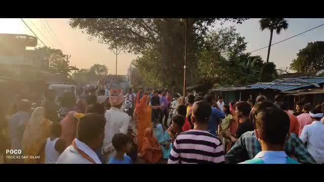 सोनपुर: नयागांव थाना के पास एनएच 19 को किया ग्रामीणों ने जाम #nh19 #nayagaon #policenews