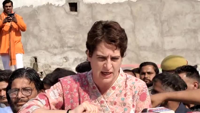 पाली: प्रियंका गांधी वाड्रा ने दिया मृतक किसान के परिवार को आश्वासन..
#news #palinews #upnews #yogi #upelection #election