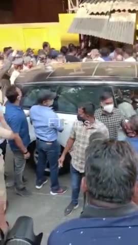 बिना किसी के गुनाह के 28 से जेल मे बंद #aryankhan आज ही रिहा दो दिन पहले हुई बेल और रिहाई दो दिन बाद