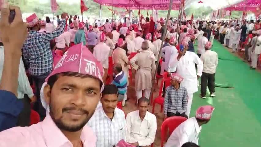 टेहरोली: आज टहरौली में माननीय बाबू सिंह कुशवाहा जी का आगमन हुआ  #बाबू सिंह कुशवाहा #kushwahaji #शेर #babuji