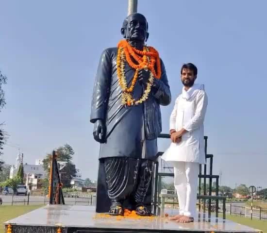 भारत लौह पुरुष #सरदार_वल्लभभाई_पटेल जी की जयंती पर नमन।
राष्ट्रीय एकता दिवस की हार्दिक बधाई।
#NationalUnityDay2021