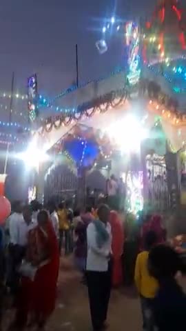 साहेबगंज बजार में मां काली की प्रतिमा स्थापित किया गया। जहां हजारों कि संख्या में श्रद्धालु दर्शन को उमड़े।#बेलहर