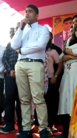 चकाई जमुई (बिहार) एस के हाई स्कूल के प्रांगण में आईएएस टॉपर 7वां रैंक लाने वाले #IAS #प्रवीणकुमार