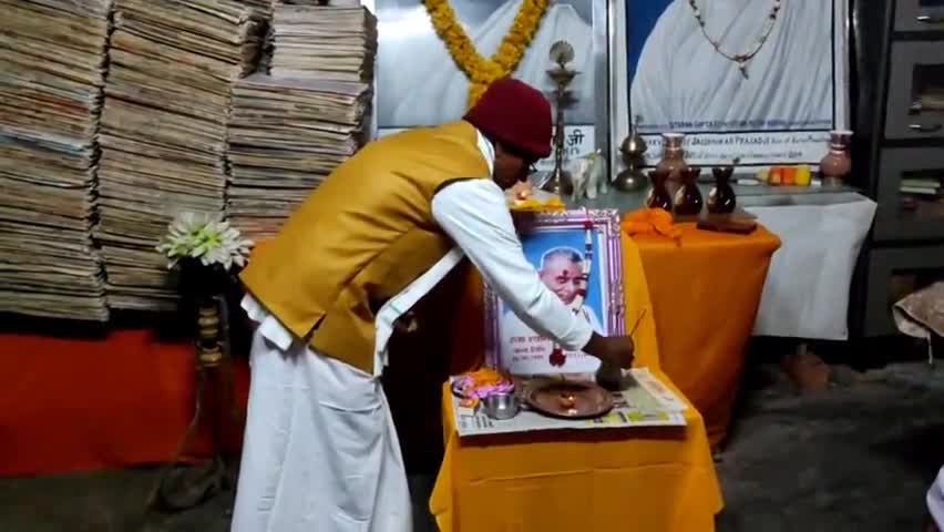 #महाकवि जयशंकर प्रसाद बहु देसीय सेवा संस्थान के पूर्व सचिव डॉ श्याम बाबू गुप्त की आठवीं पुण्यतिथि मनाई गई@