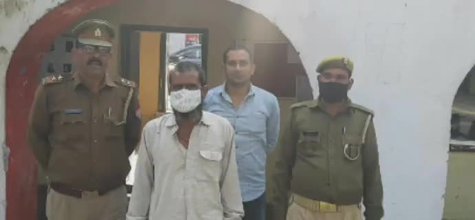बेहट: गैंगस्टर के आरोपी को फ़तेहपुर थाना पुलिस ने दबोचा, सुनहेटी खड़खड़ी से किया गिरफ्तार 
#गैंगस्टर