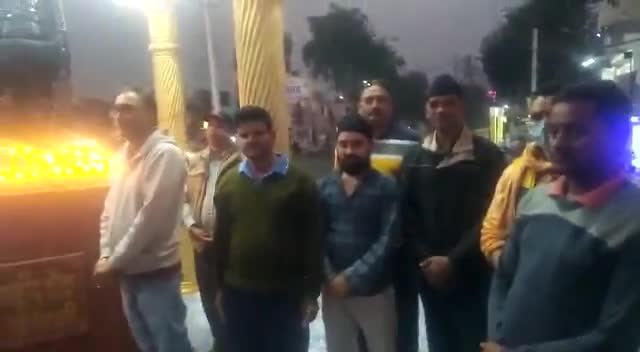 काशीपुर: 21 वां राज्य स्थापना दिवस शहीद चौक कुंडेश्वरी पर दीप प्रज्वलित कर मनाया गया...!!
#ParminderSinghVirk