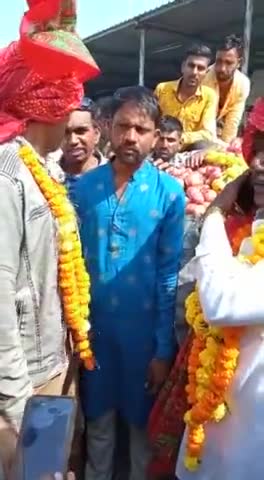 रतलाम नगर: दीपावली बात मुहूर्त में रतलाम मंडी में प्याज की नीलामी ₹6400 बैलगाड़ी हुआ निलाम@#रतलाम मंडी