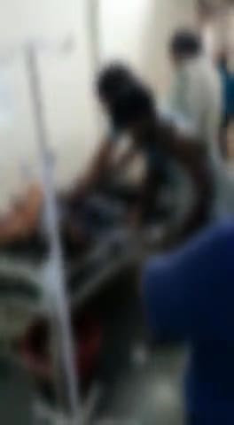 नटेरन: नए गोला पर अज्ञात वाहन ने मोटरसाइकिल चालक को मारी टक्कर, मोटरसाइकिल चालक गंभीर रूप से घायल जिला अस्पताल में भर्ती