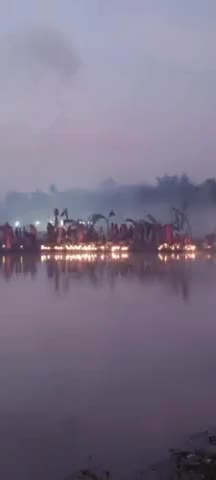 #गम्हरिया:जीवछपुर में हर्षोल्लास के साथ चार दिवसीय आस्था का महापर्व छठ पूजा उगते हुए सूर्यदेव को अर्घ्य देकर हुआ संपन्न।