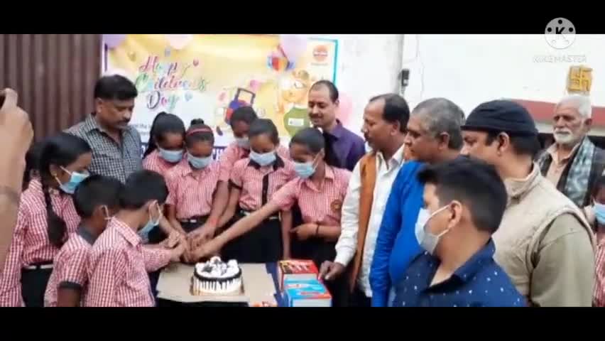 योगेंद्र नाथ इंडेन गैस एजेंसी के तत्वाधान में डॉन बॉस्को स्कूल में मनाया गया धूमधाम से बाल दिवस।
#बाल_दिवस