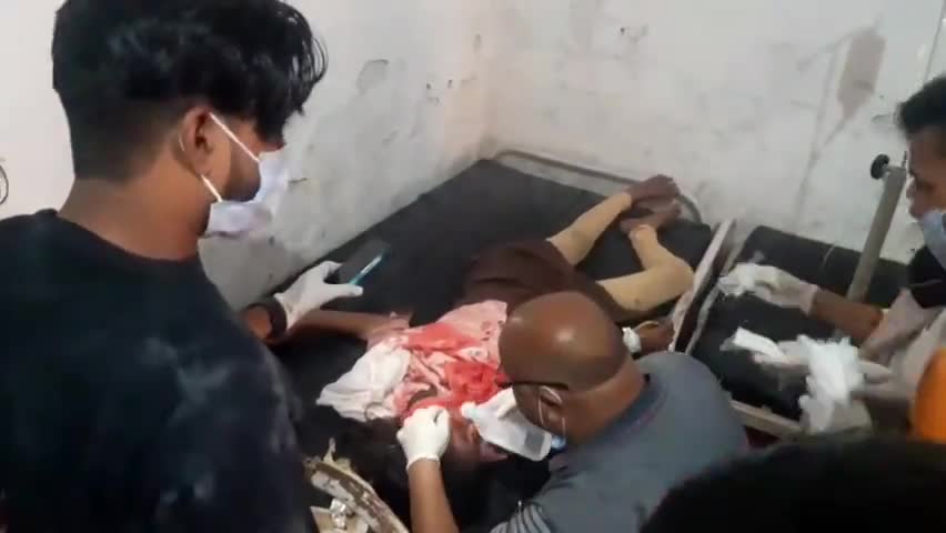 ज़मानिया: राजपुर पोखरा के पास बोलेरो की टक्कर से छात्रा गंभीर रूप से हुई घायल #सड़क_हादसा