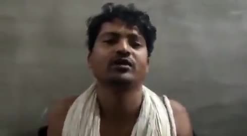 मधुबनी:- बेनीपट्टी में पत्रकार सह RTI कार्यकर्ता बुद्धिनाथ उर्फ अविनाश झा के अपहरण बाद हत्या के खिलाफ न्याय के लिए उतरी पहने उनकेे भाई त्रिलोक के साथ सैकड़ों लोग उतरे सड़क पर

#DharadharNews #madhubaninews