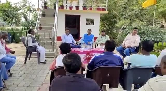 बारुन: मत्स्य पालन,पशु पालन व अन्य पशुपालको को बढ़ावा देने के उद्देश्य से शिविर में दी गई जानकारी
#आचार्य मयंक शास्त्री,पत्रकार