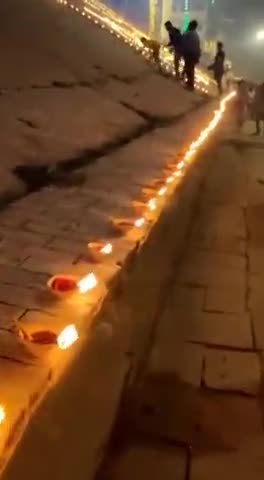 जगमग दीपक, रोशन करते भव्य देव दिवाली का मनोरम् दृश्य...
#काशी
#देव_दिवाली