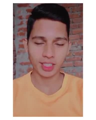 किस किस की पतंग कट गई🤘😃😉😎
#trend #trending #video___ #viral_video #shayari #publicapp #publicpost #shayriduniyatak