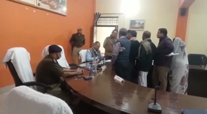 इकौना: तहसील इकौना में उपजिलाधिकारी की अध्यक्षता में हुआ सम्पूर्ण समाधान दिवस का आयोजन #तहसील_दिवस