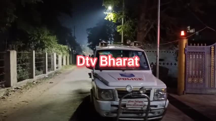 डुमरांव के सभी बड़े होटलों में #पुलिस की #रेड
चार बड़े होटलों समेत अन्य जगहों पर घंटो सर्च ऑपरेशन चलाया गया।
# शराबबंदी