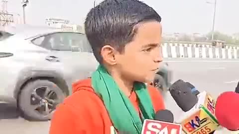 कँगना रनौत में मुझे तो कोई दम लगता नही मुझे तो यह भी नही लगता वो इस देश कि है। #kangna #farmer #kisanandoaln