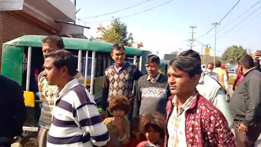 #उत्तराखंड,#ऋषिकेश-aap नेता #vijay_singh_panwar ने किया ऑटो चालकों के साथ जनसंवाद । बताई 4 घोषणाएं
