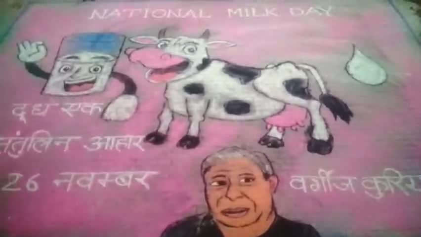 #NationalMilkDay के शुभावसर पर गाँव #Bhadana #Jhajjar #Haryana की चौपाल से बेटी अंशुल शर्मा व उनके पिता मुकेश शर्मा का