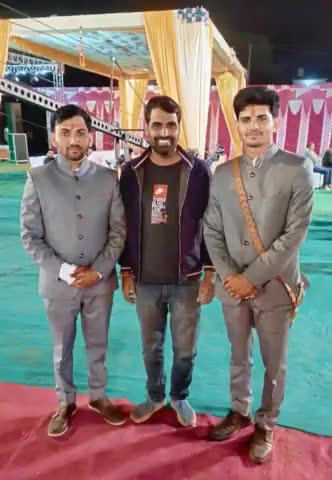 धर्मेंद्र जी बराला अध्यक्ष सहकारिता समिति राडावास के पुत्रों की शादी में शिरकत कर शुभकामनाएं प्रेषित की।
#ओम_चौधरी 
प्रदेश उपाध्यक्ष पंचायती राज मंत्रालय कर्मचारी संघ राज
जिलाध्यक्ष, प्रभारी जयपुर संभाग ओबीसी महासभा राज