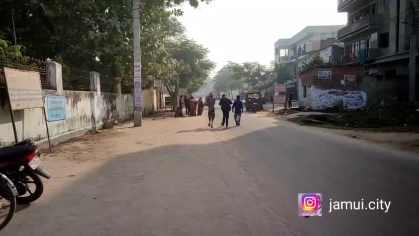 जमुई: चिल्ड्रेन पार्क जमुई बिहार, रखरखाव की कमी।
Children park Jamui bihar
#jamui
#park#bihar