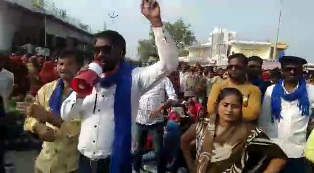 डॉक्टर भीमराव अंबेडकर मूर्ति खंडित धरना प्रदर्शन में पहुंचे भीम आर्मी प्रदेश सचिव मोतीलाल हीरागर #jawal #sirohi