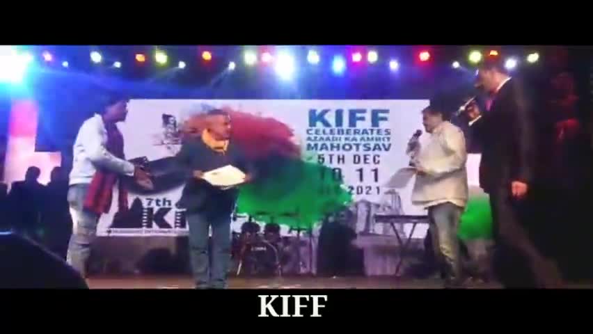 राजनगर: #KIFF मे हुआ बुन्देली लोक गायक व बुन्देलखण्डी फिल्म अभिनेता का फिल्म बोझ ,,द रियल लाईफ,, के लिये सम्मान 
#खजुराहो