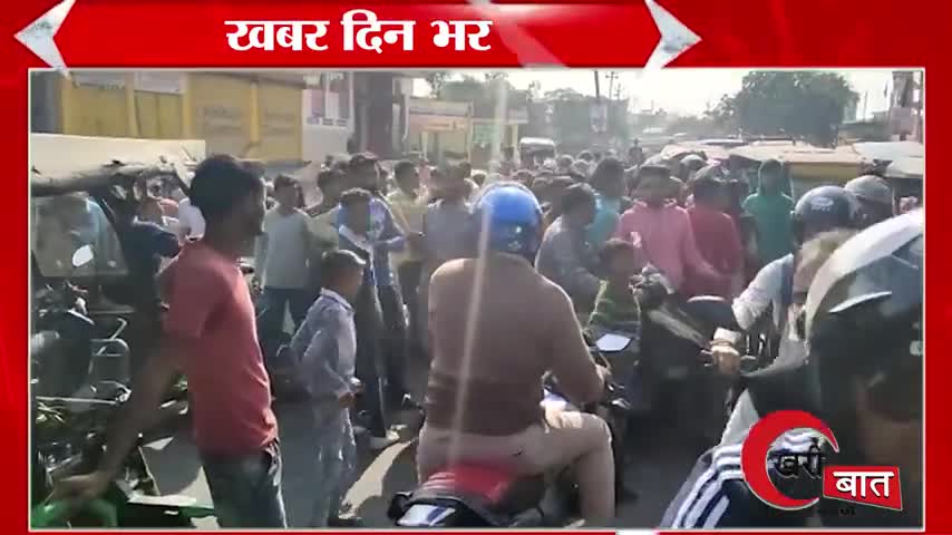 जालौन: उरई में जलभराव से तंग आकर लोगों ने लगाया जाम। #orai #jalaun #orainews #upcm #bundelkhand #bundelkhandnews #UttarPradesh
