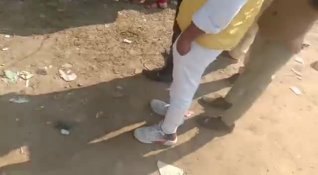 #बहुआयामीसंस्था के #राष्ट्रीयअध्यक्ष #आशाबहुवों के समर्थन मे पहुंचे #लखीमपुरखीरी #मीडिया को किया संभोधित सरकार से मांग