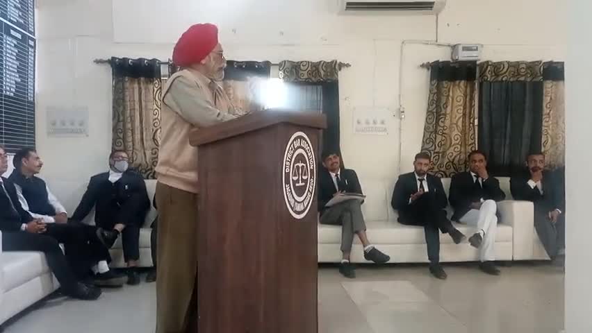 आमजनता को कानूनी अधिकार दिलाने के लिए  मानवाधिकार दिवस पर एडवोकेट के सदस्यों ने संकल्प लिया #हमेफ़ॉलोकरे #7015551486