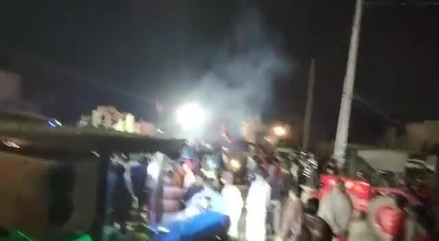 #जश्न
कैथल के खेड़ी गुलाम अली गाँव मे किसान आंदोलन की जीत का जश्न।
