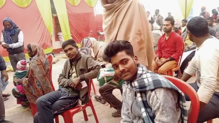 रसड़ा: Aaj Dehari godham me aaj Tel chana Namak gehu chaval mil Raha hii#Anil Kumar Dehari