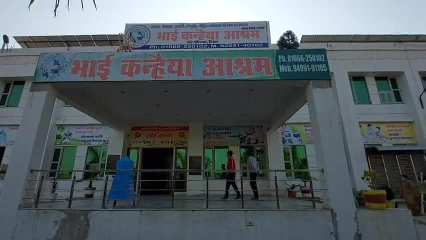 सिरसा: बेसहारा लोगों की मदद में आगे आया डेरा सच्चा सौदा, बांटे फल और वस्त्र।।
#publicvoice24