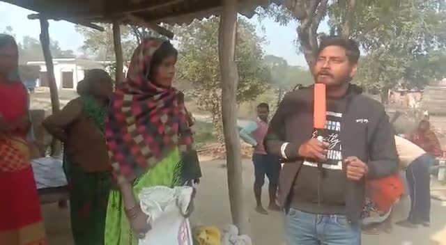 #फ्री राशन पाकर गरीब हुए योगी के साथ #