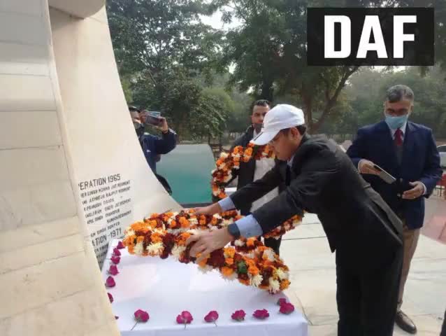 #VijayDiwas | Vijay Diwas celebrated at War Memorial Faridabad: DC Jitender Yadav
