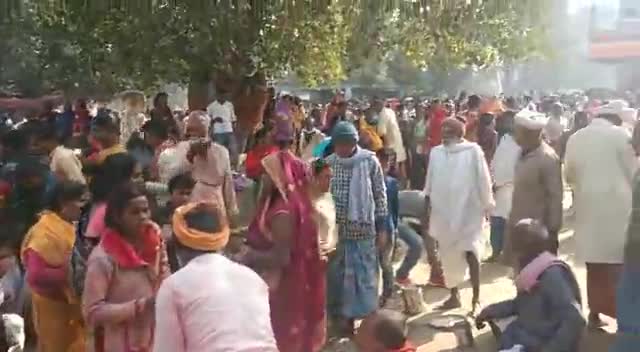 #मां कात्यायनी मंदिर परिषद धमारा घाट #श्रद्धालुओं की उमड़ी भीड़