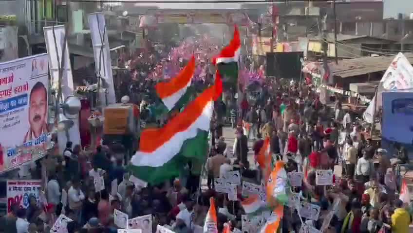 राहुल गांधी जी का अमेठी से आगाज है।
अा रही है कांग्रेस, अा रही है कांग्रेस 💪💪

#upchunav #priyankagandhi #rahulgandhi
